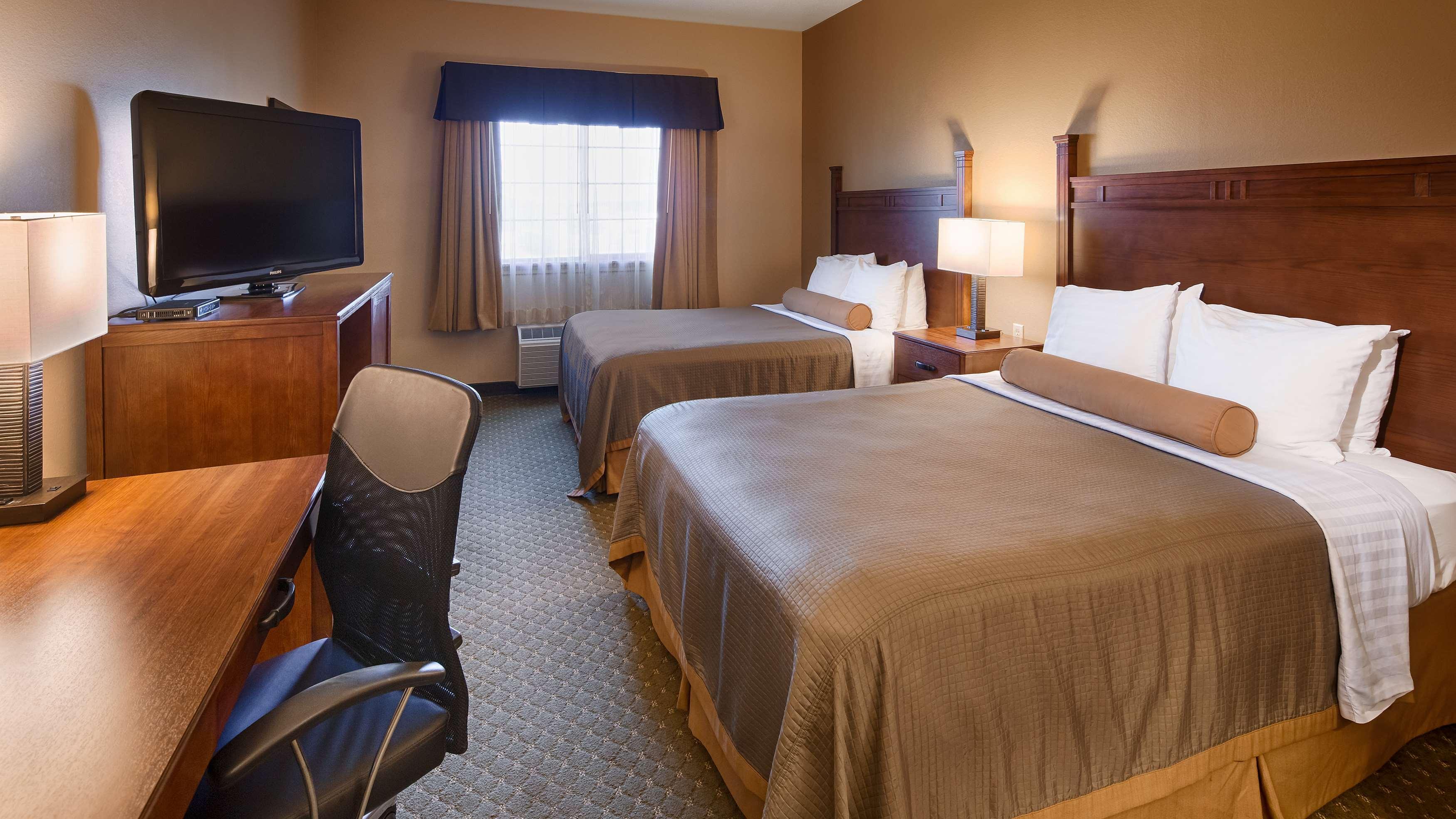 Best Western Plus Red River Inn Clarendon Exteriör bild